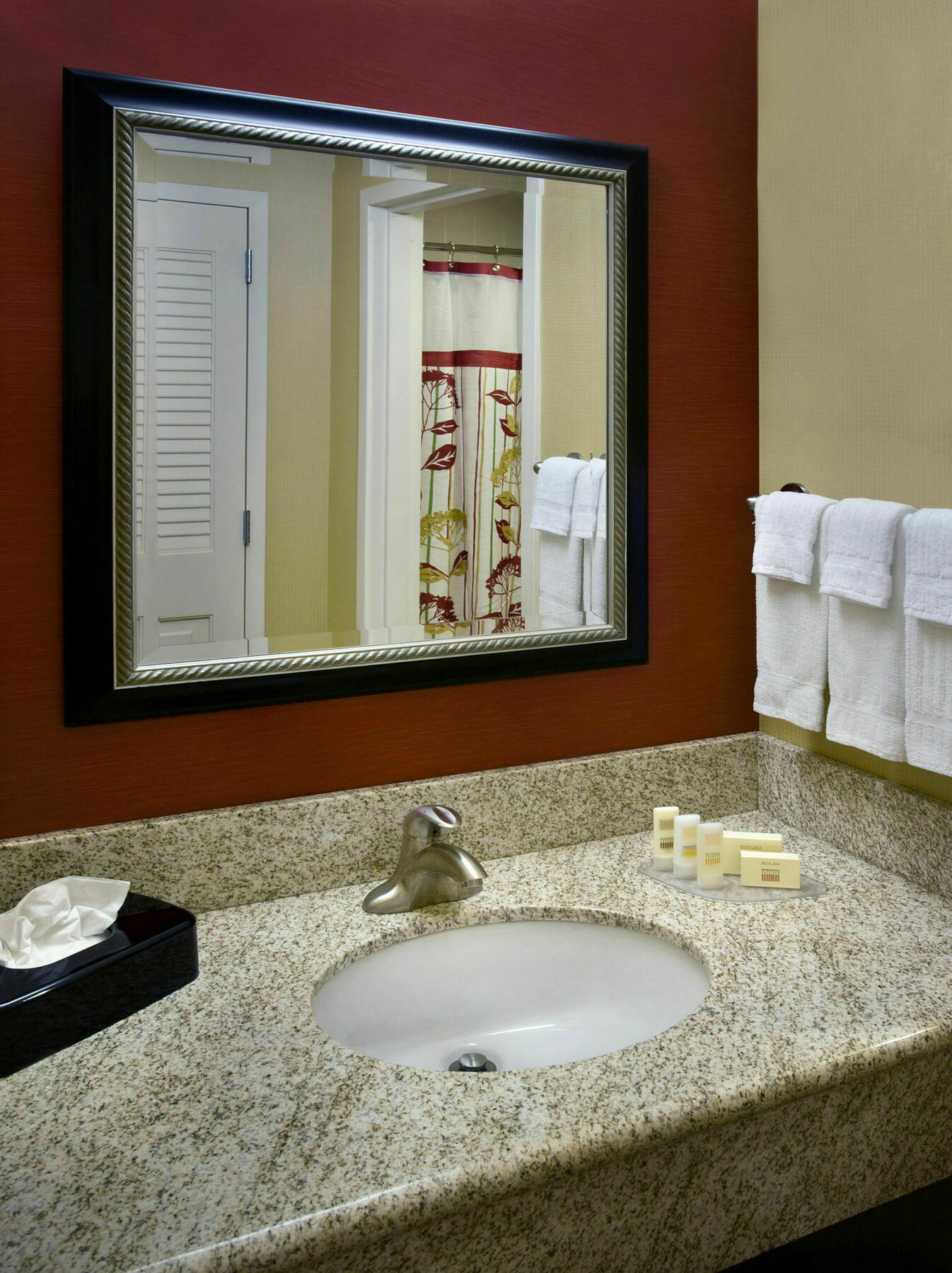 Hotel Courtyard By Marriott Pittsburgh Airport à Coraopolis Extérieur photo